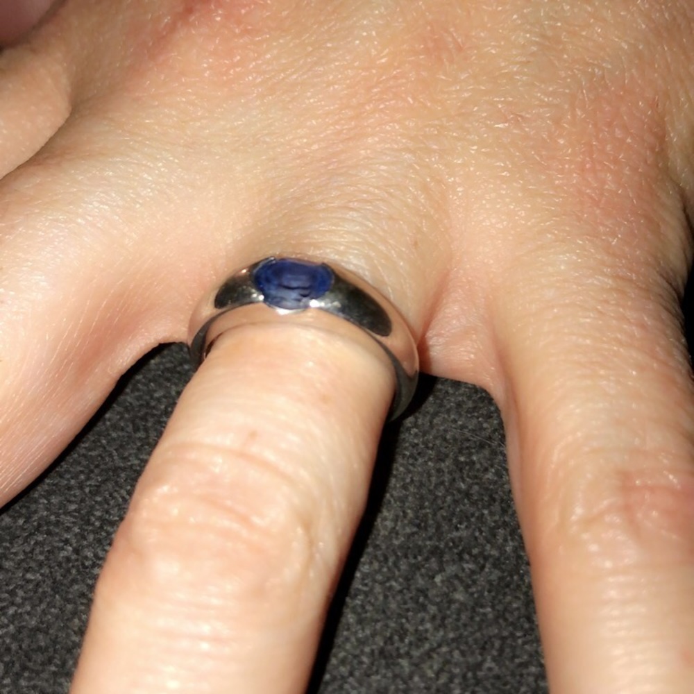 Sapphire ring
